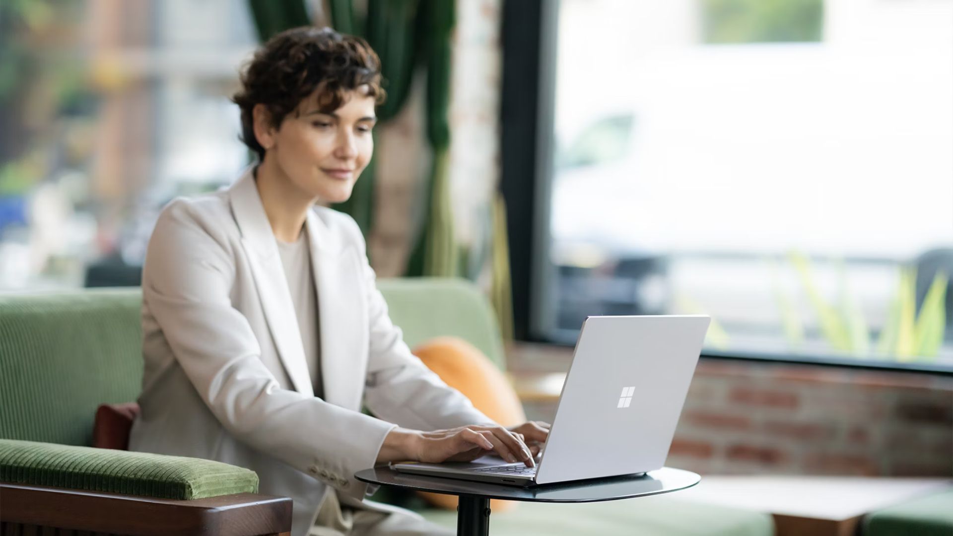 surface laptop 6 business 12 Surface Laptop 6 15inch Ultra 5/16/512GB Mới