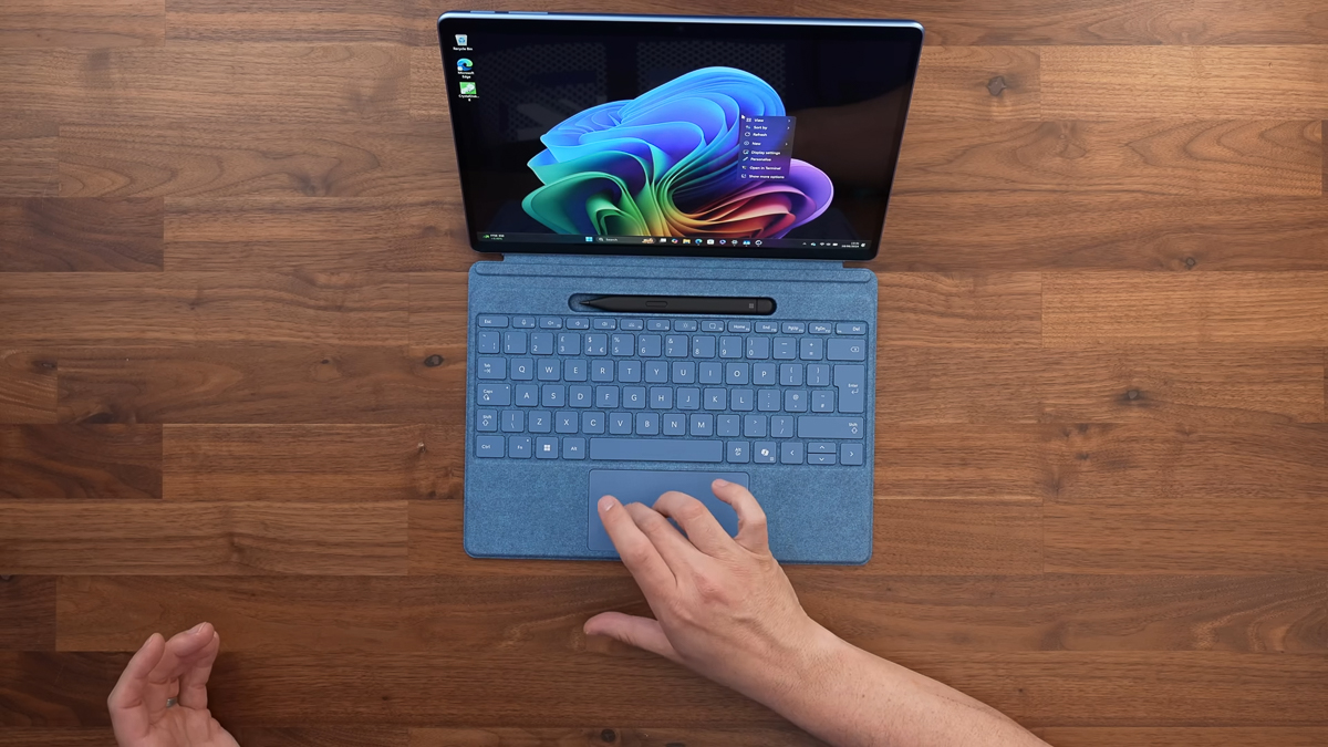 Đánh giá Surface Pro 11: Microsoft chưa từng tạo ra một chiếc Surface nào hoàn hảo như thế 40 danh gia surface 11 23 Đánh giá Surface Pro 11: Microsoft chưa từng tạo ra một chiếc Surface nào hoàn hảo như thế
